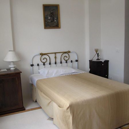 Hotel Santa Marina Antica Foresteria Santa Marina Salina Eksteriør billede