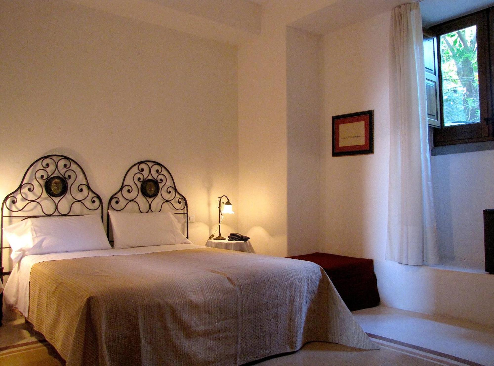 Hotel Santa Marina Antica Foresteria Santa Marina Salina Eksteriør billede