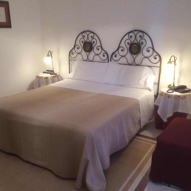 Hotel Santa Marina Antica Foresteria Santa Marina Salina Eksteriør billede